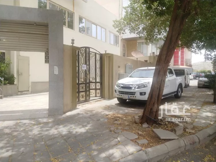 فيلا للبيع في شارع الحج, حي وادي جليل, مدينة مكه المكرمه, منطقة مكة المكرمة صورة 4