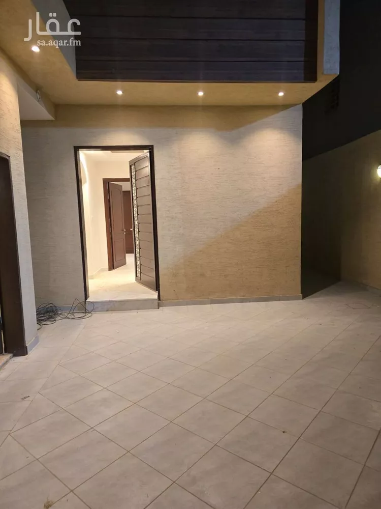 فيلا للإيجار في شارع عبدالكريم الهندي, حي عكاظ, مدينة الرياض, منطقة الرياض صورة 4