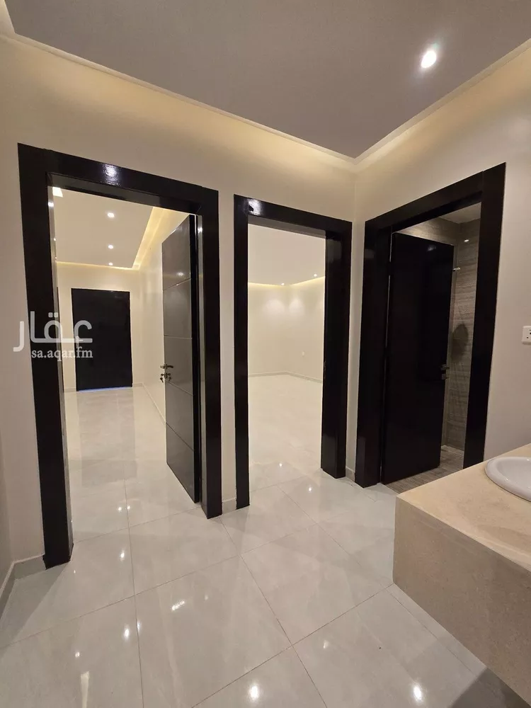 دور للبيع في شارع عرفات, حي الدار البيضاء, مدينة الرياض, منطقة الرياض صورة 2