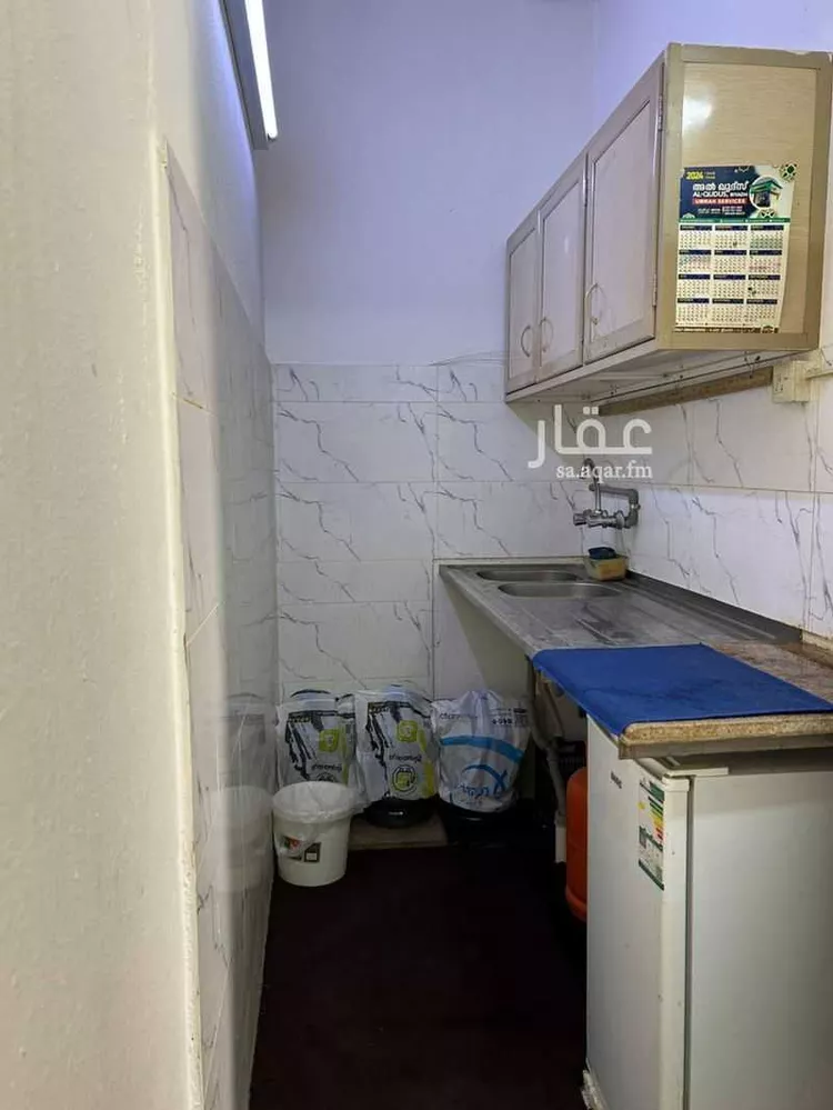 فيلا للإيجار في شارع الحسن بن محمد, حي السويدي الغربي, مدينة الرياض, منطقة الرياض صورة 2
