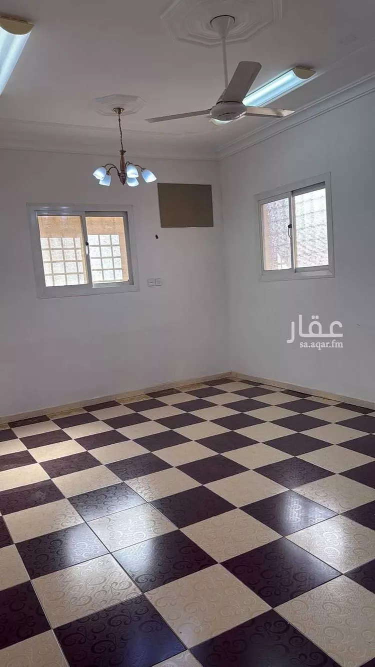 شقة للإيجار في شارع 10910011, حي الشرف, مدينة خميس مشيط, منطقة عسير صورة 4