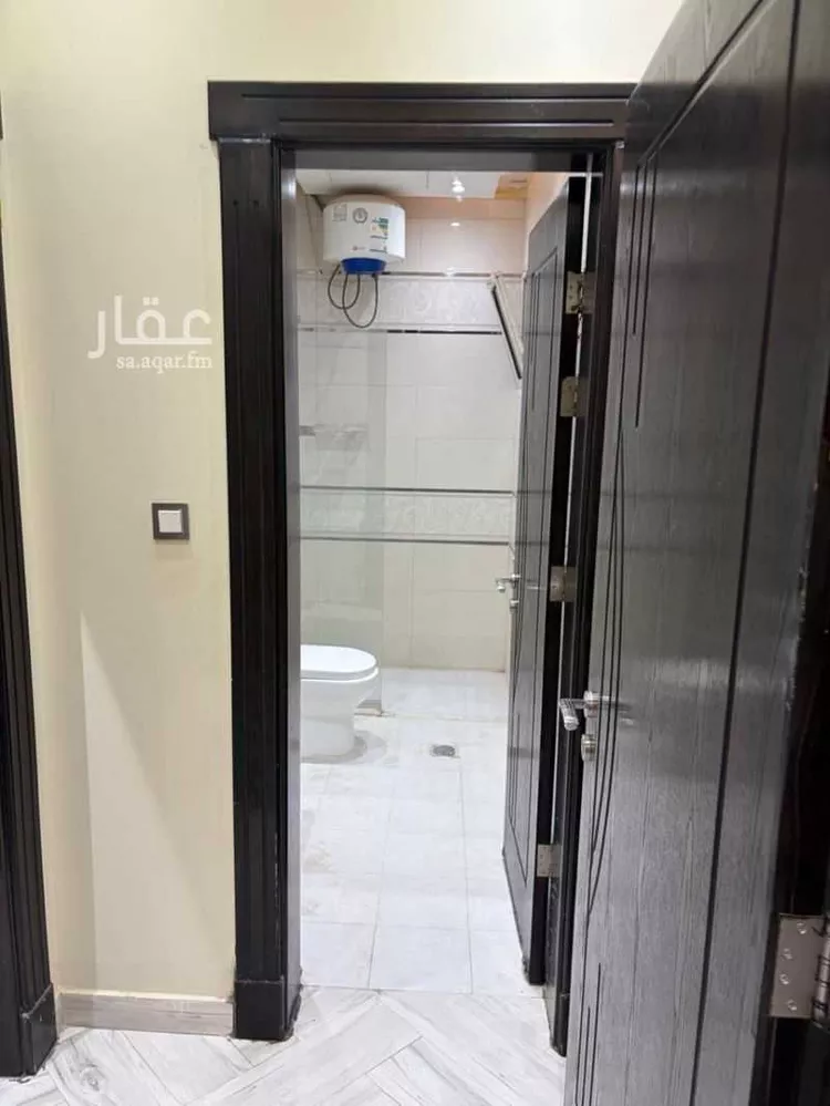 شقة للإيجار في شارع رفاعة ابن مبشر ابن الحارث الظفري, حي العاقول, مدينة المدينة المنورة, منطقة المدينة المنورة 10