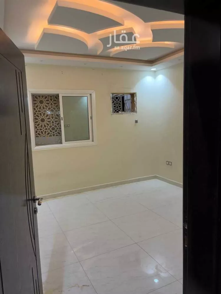 Building for Rent in Medina King Fahd صورة 5