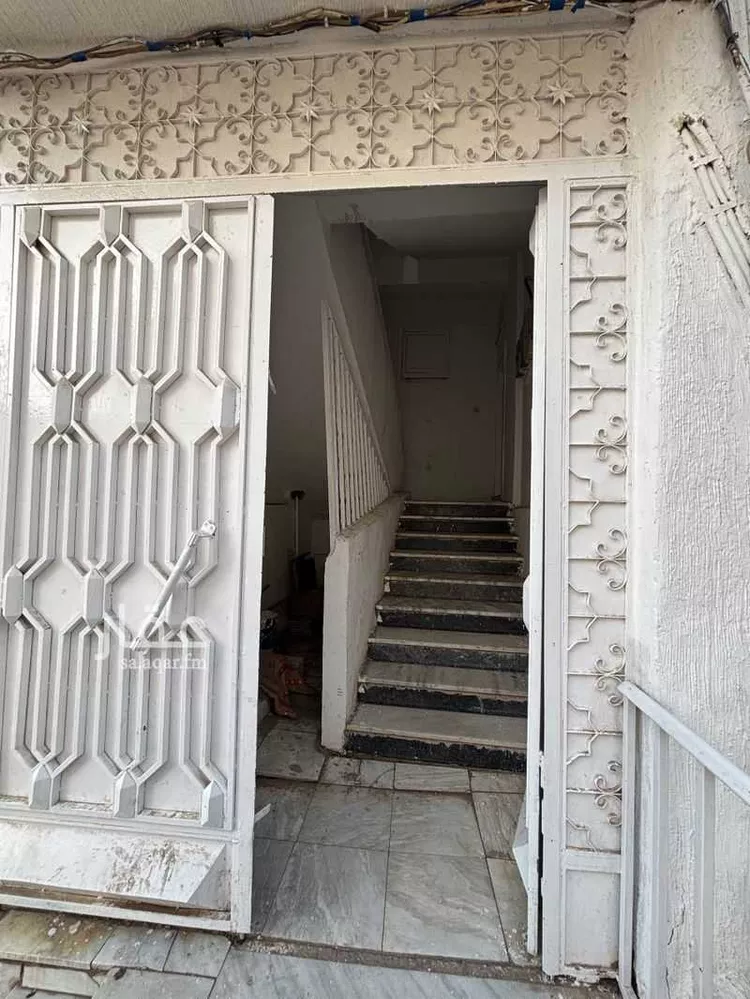 عمارة للبيع في شارع احمد بن محمد ذاكر ادريس, حي الدويمة, مدينة المدينة المنورة, منطقة المدينة المنورة صورة 4