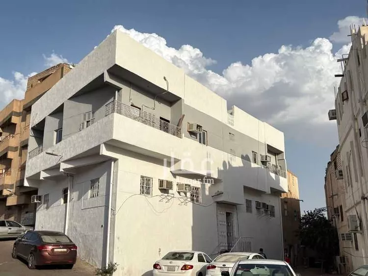 عمارة للبيع في شارع احمد بن محمد ذاكر ادريس, حي الدويمة, مدينة المدينة المنورة, منطقة المدينة المنورة 1 صورة