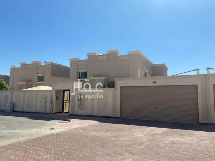 فيلا للإيجار في شارع شارع مغيراء 3, مدينة مدينه الجبيل الصناعيه, المنطقة الشرقية