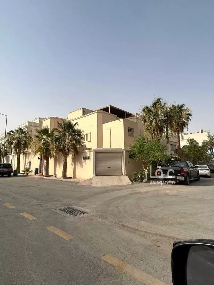 فيلا للبيع في شارع الخطيب التبريزي, حي النخيل, مدينة الرياض, منطقة الرياض صورة 2