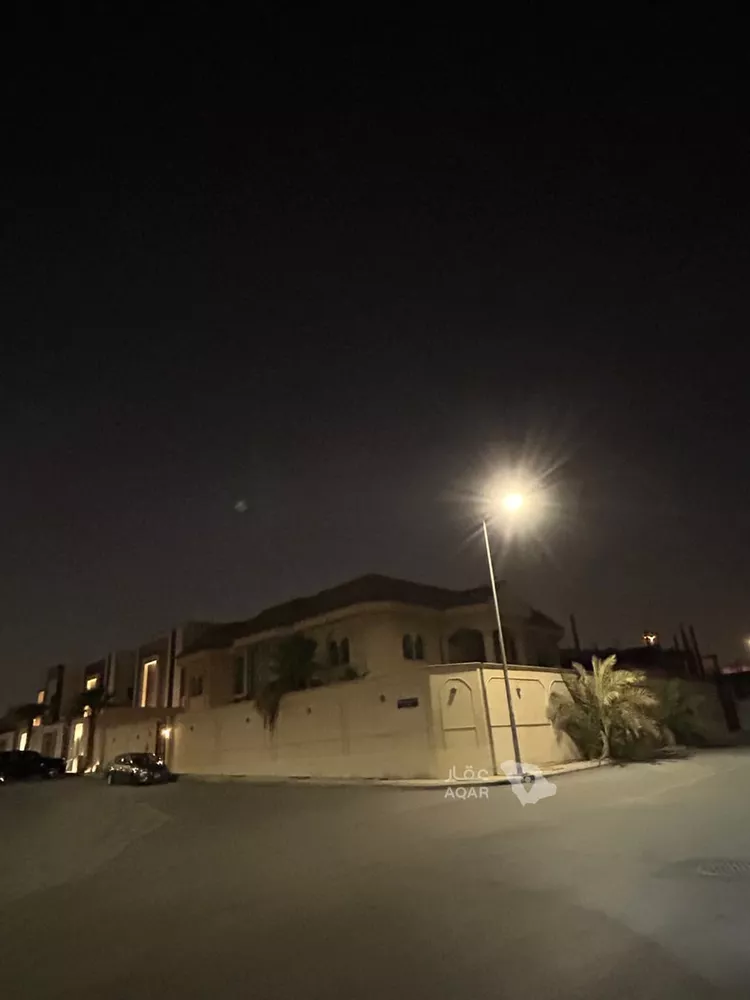 فيلا للبيع في شارع ابن العربي, حي المحمدية, مدينة الرياض, منطقة الرياض 3