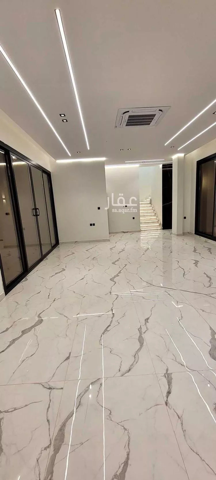 فيلا للإيجار في شارع محمد بن الذهبى, حي الورود, مدينة الرياض, منطقة الرياض صورة 2