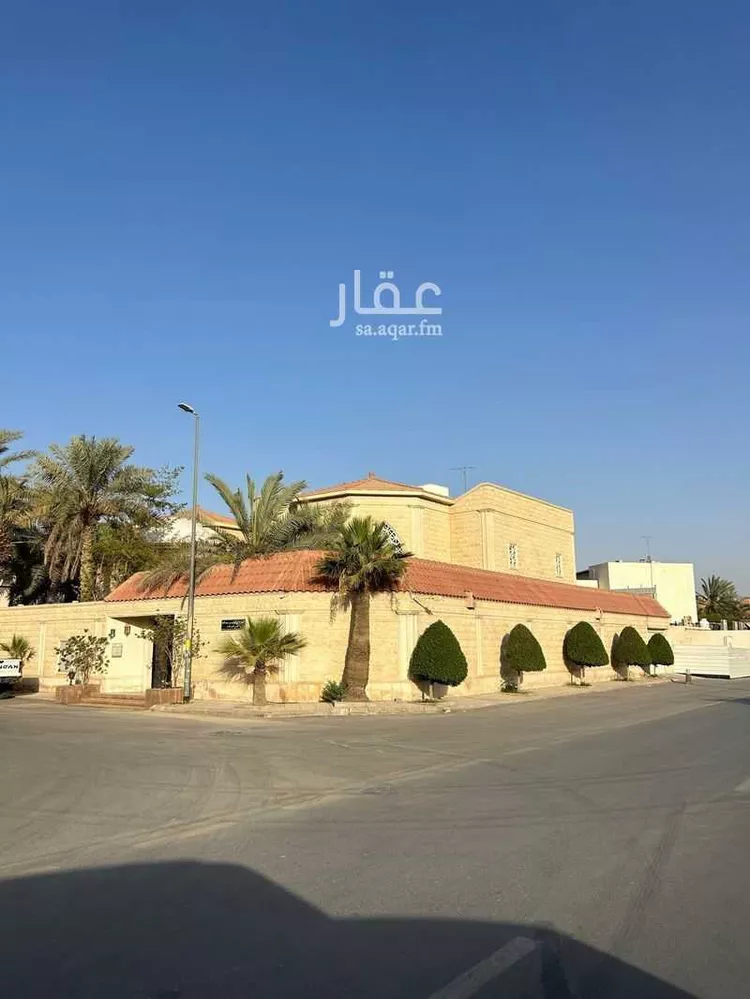 فيلا للبيع في شارع العباس بن الأحنف, حي المرسلات, مدينة الرياض, منطقة الرياض 1 صورة
