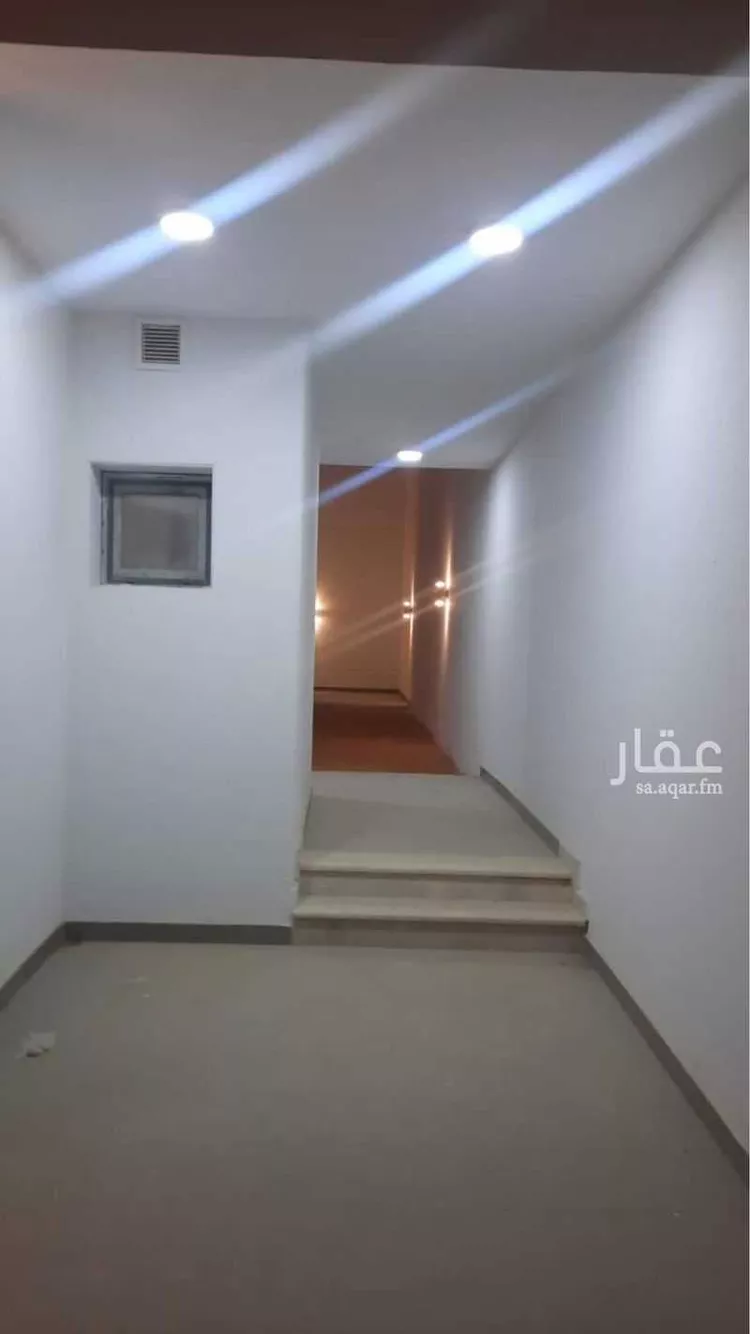 فيلا للإيجار في شارع شمس الدين البخاري, حي مطار الملك خالد الدولي, مدينة الرياض, منطقة الرياض صورة 4