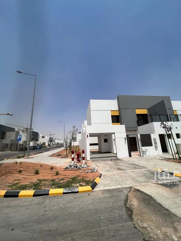 فيلا للإيجار في شارع شمس الدين البخاري, حي مطار الملك خالد الدولي, مدينة الرياض, منطقة الرياض صورة 2