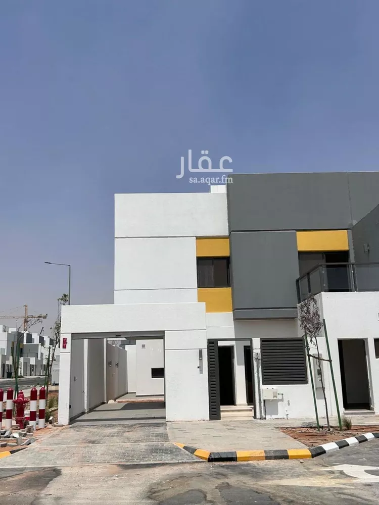 فيلا للإيجار في شارع شمس الدين البخاري, حي مطار الملك خالد الدولي, مدينة الرياض, منطقة الرياض