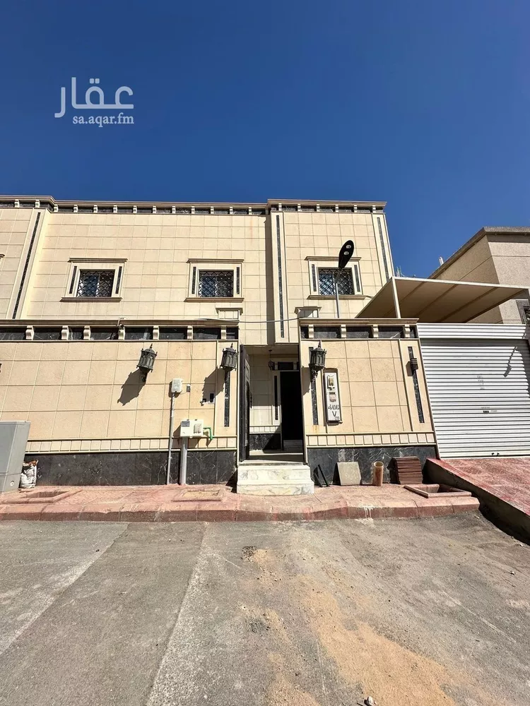 فيلا للبيع في شارع رقم 309, حي ظهرة لبن, مدينة الرياض, منطقة الرياض