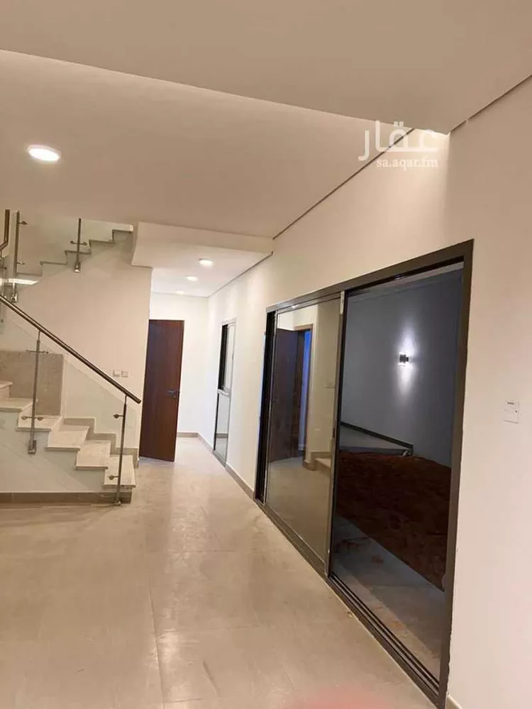 فيلا للإيجار في شارع شمس الدين البخاري, حي مطار الملك خالد الدولي, مدينة الرياض, منطقة الرياض صورة 2