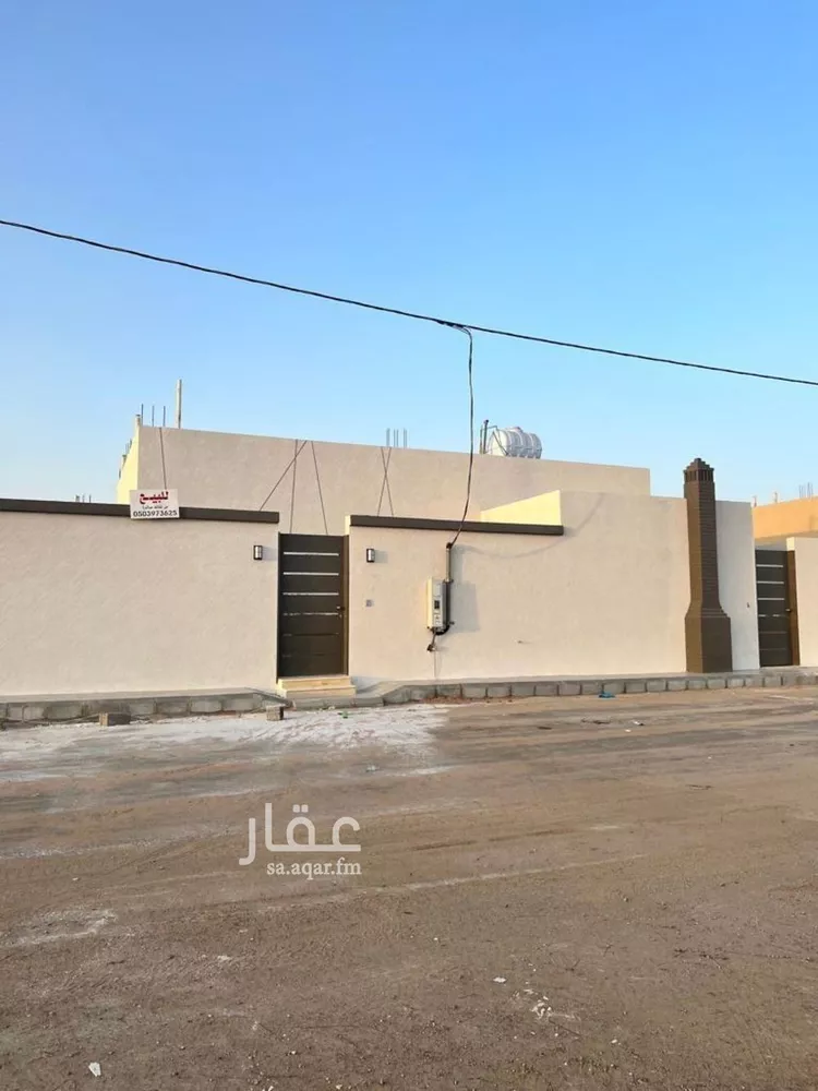 دور للبيع في شارع يوسف بن عبدالمؤمن, مدينة الخبراء والسحابين, منطقة القصيم