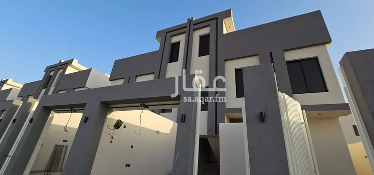 دور للبيع في شارع الصفار الذهبي, حي عكاظ, مدينة الرياض, منطقة الرياض