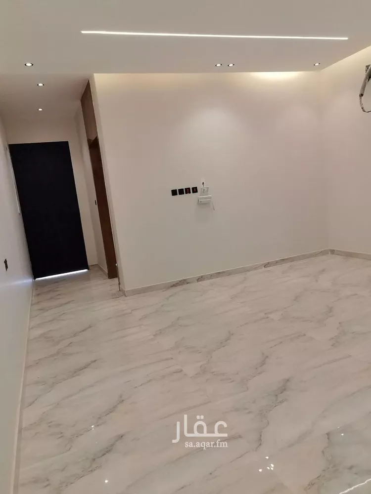 فيلا للبيع في شارع عيد بن محمد الأنصاري, حي الفاروق, مدينة الرياض, منطقة الرياض 16