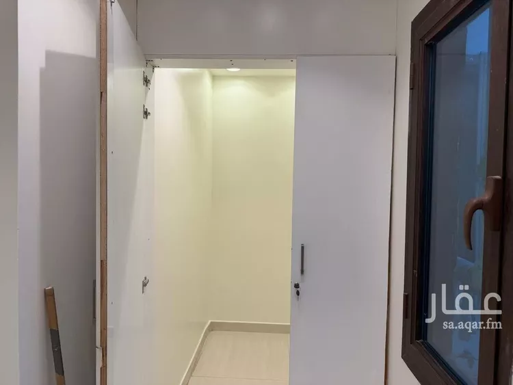 شقة للإيجار في شارع المحرق, حي إشبيلية, مدينة الرياض, منطقة الرياض 16