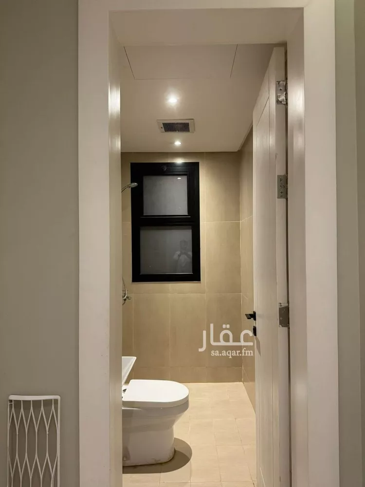 شقة للإيجار في شارع عبدالواحد الأزجي, حي قرطبة, مدينة الرياض, منطقة الرياض 8