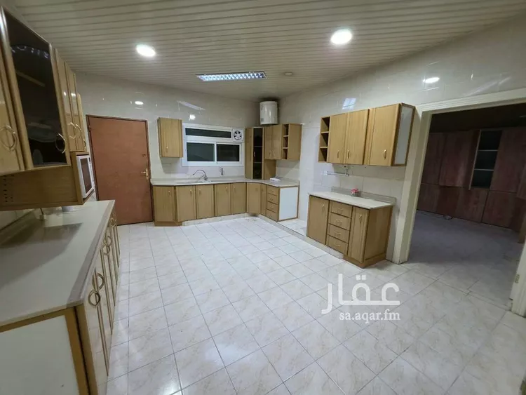 دور للإيجار في شارع محمد الأرجاني, حي شبرا, مدينة الرياض, منطقة الرياض 15