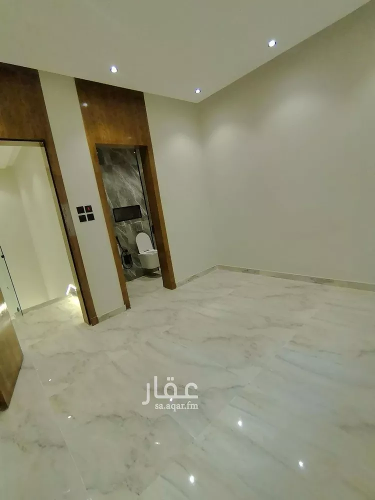 فيلا للبيع في شارع عيد بن محمد الأنصاري, حي الفاروق, مدينة الرياض, منطقة الرياض 17