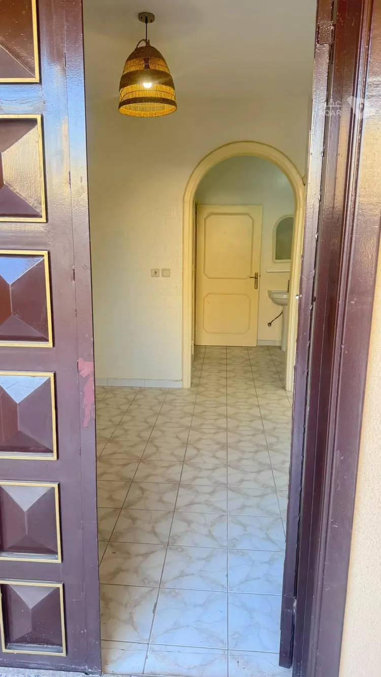 Floor for Rent in Riyadh Ar Rawdah 12
