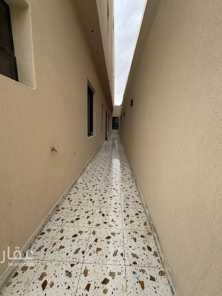 دور للبيع في شارع غصون, حي الجنادرية, مدينة الرياض, منطقة الرياض صورة 3