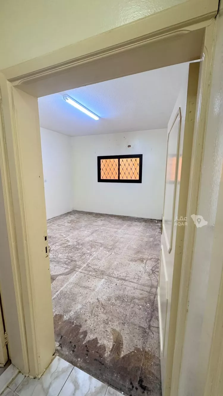 Floor for Rent in Riyadh Ar Rawdah 4
