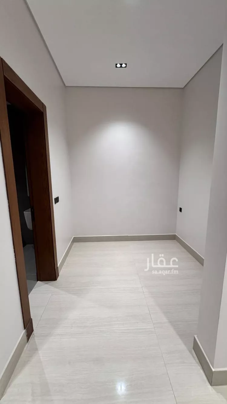فيلا للبيع في شارع الاخضر, حي الملك فيصل, مدينة الرياض, منطقة الرياض 21