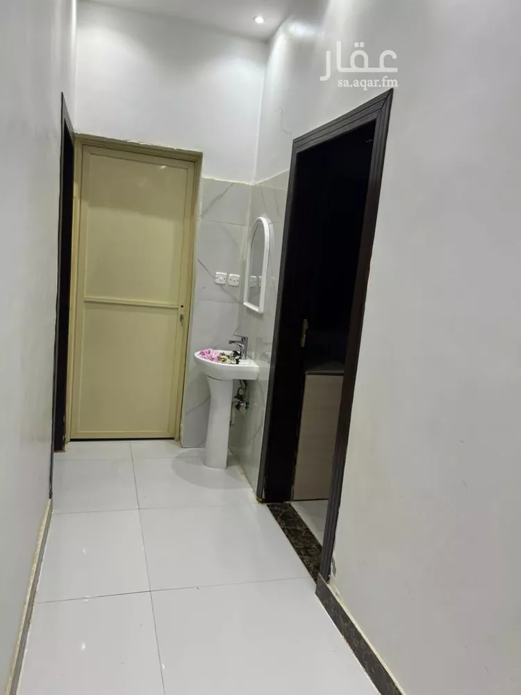 دور للإيجار في شارع ابن عوانة, حي طيبة, مدينة الرياض, منطقة الرياض 13