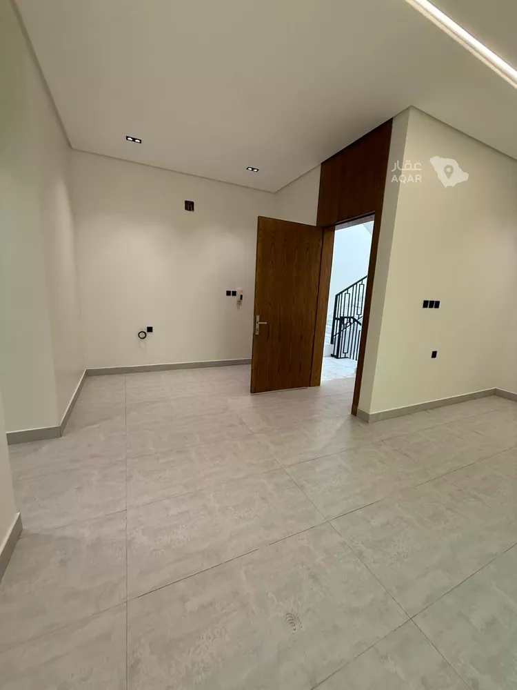 Floor for Rent in Riyadh Sultanah 2