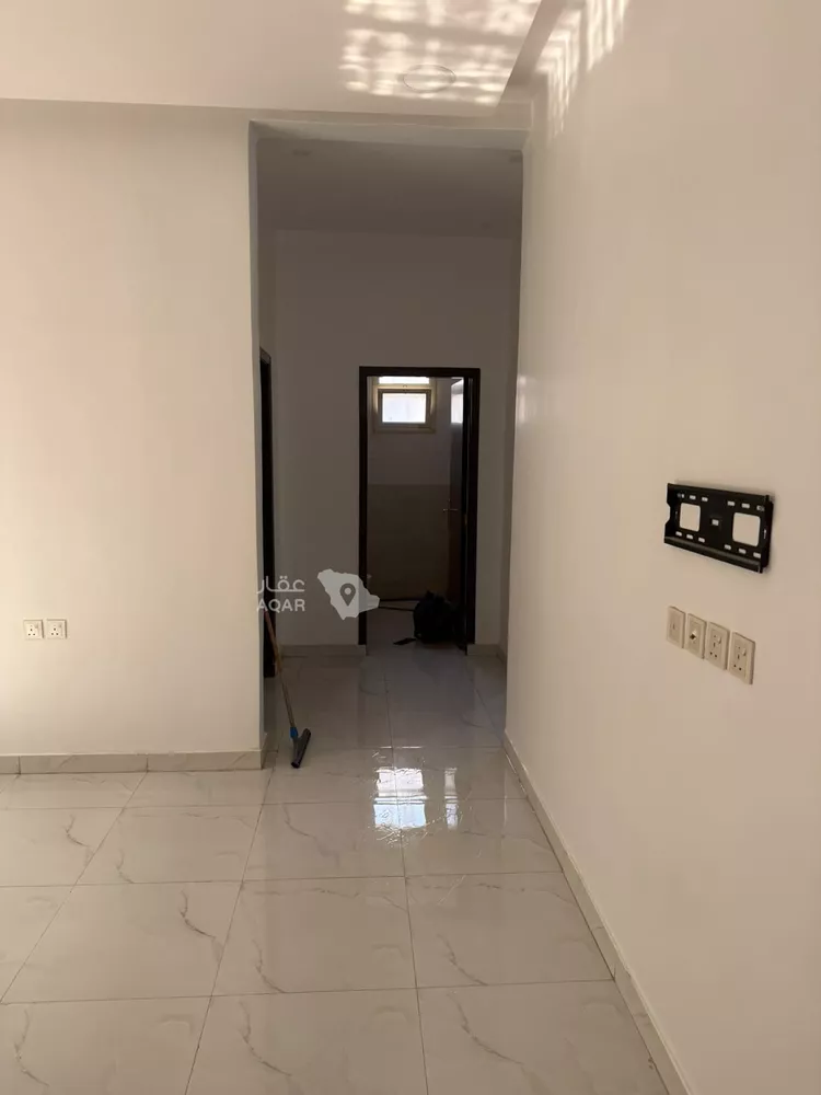 شقة للإيجار في شارع يوسف بن عبدالصمد, حي المعيزيلة, مدينة الرياض, منطقة الرياض 7