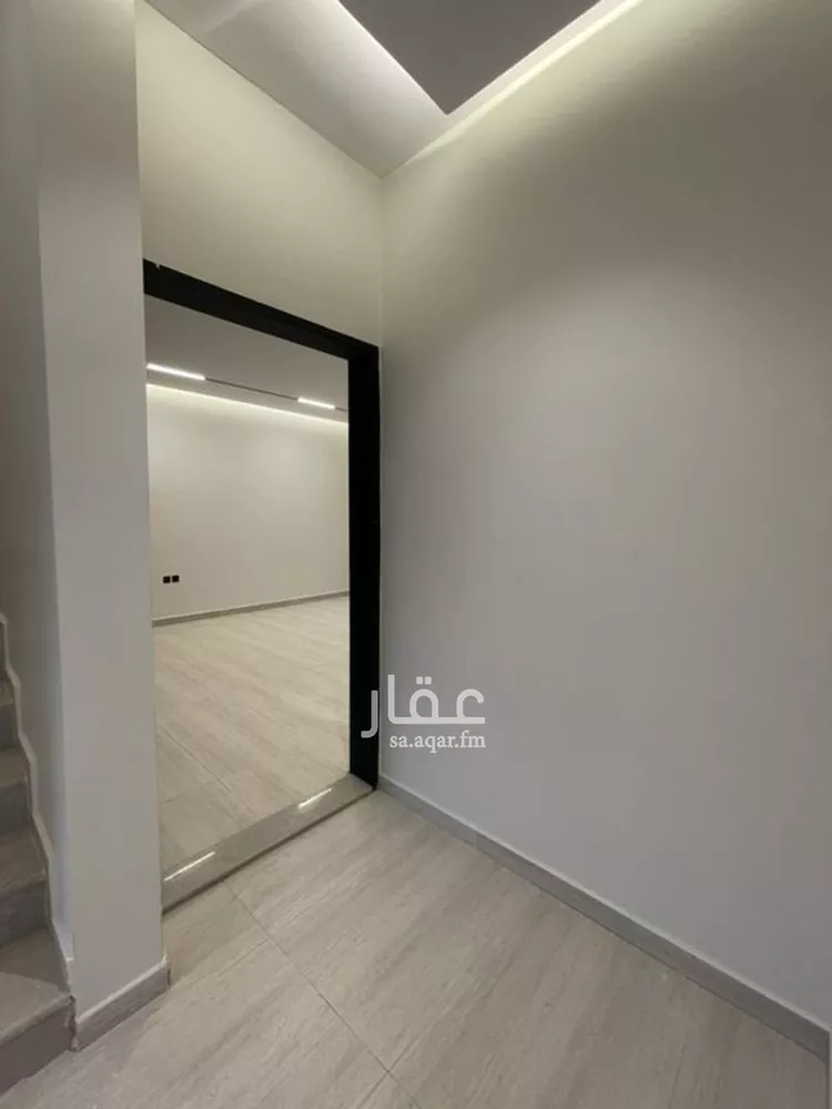 Floor for Sale in Riyadh Ash Sharq 13