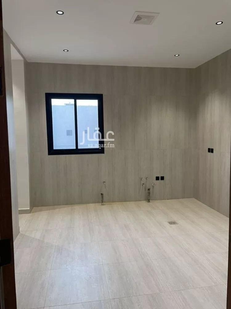 Floor for Sale in Riyadh Ash Sharq 19