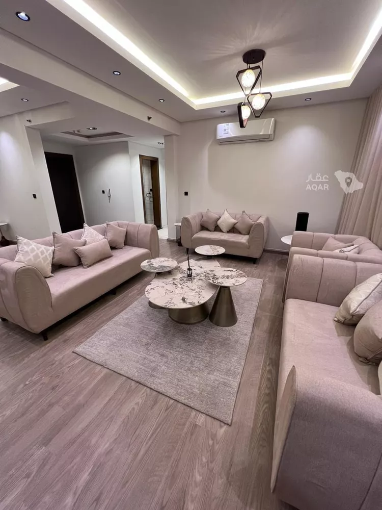 شقة للإيجار في شارع الامام سعود بن فيصل, حي الملقا, مدينة الرياض, منطقة الرياض 5