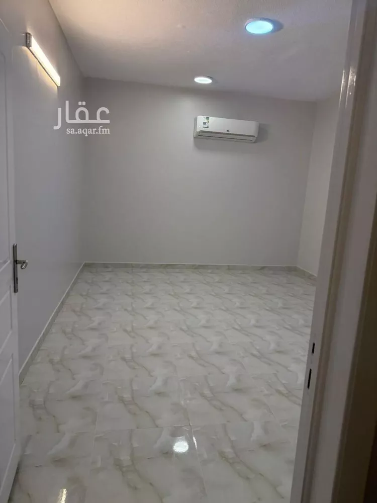 شقة للإيجار في شارع علي الحوفي, حي النهضة, مدينة الرياض, منطقة الرياض 12