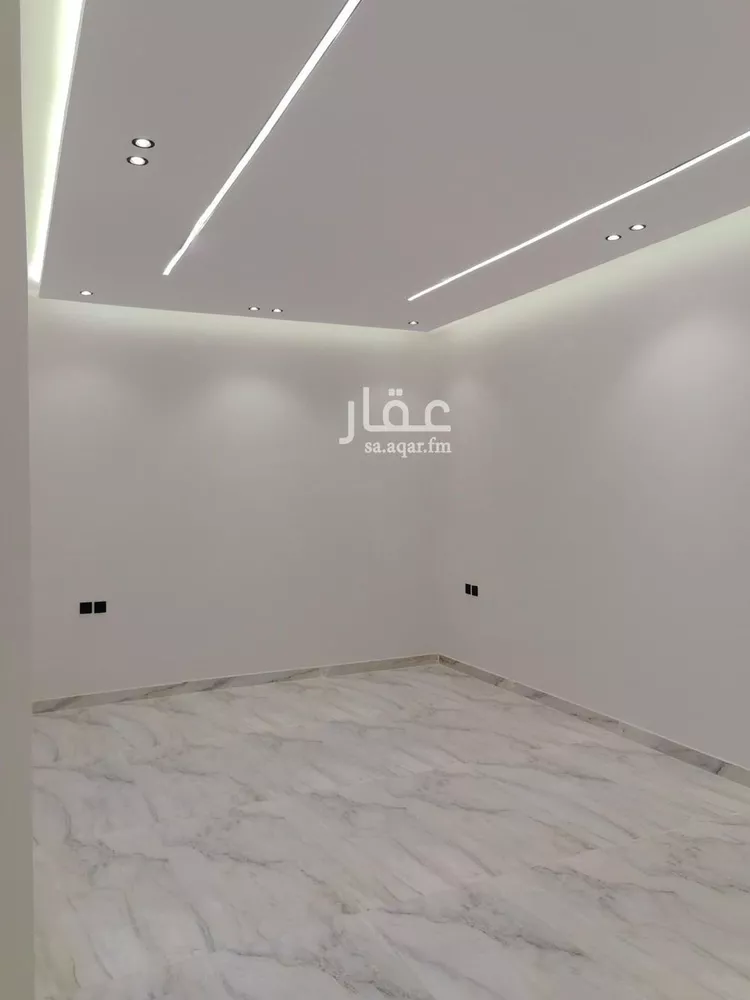 فيلا للبيع في شارع عيد بن محمد الأنصاري, حي الفاروق, مدينة الرياض, منطقة الرياض 12