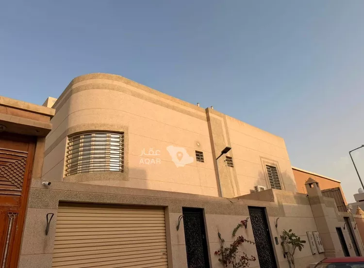 Villa for Sale in Riyadh Al Uraija Al Wusta 4
