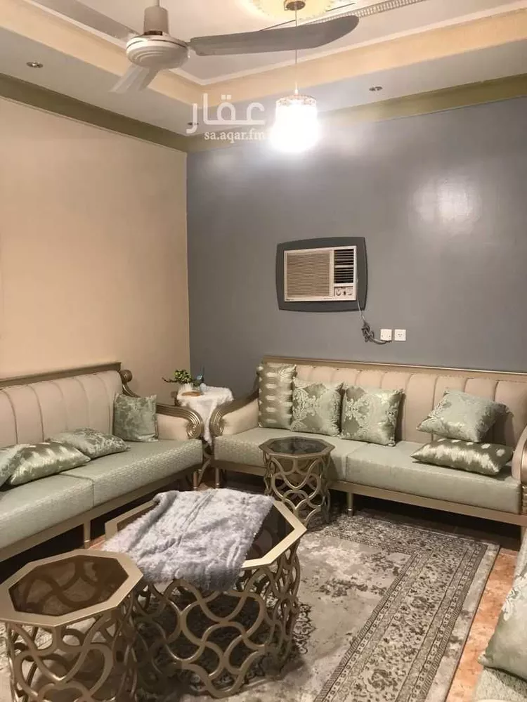 عمارة للبيع في شارع تلعه نزه 4980 ، تلعة نزة ، ينبع صورة 3