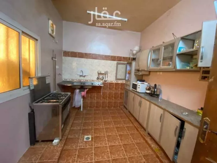 عمارة للبيع في شارع خالد بن يزيد بن حارثة, حي الصفاء, مدينة طبرجل, منطقة الجوف 13