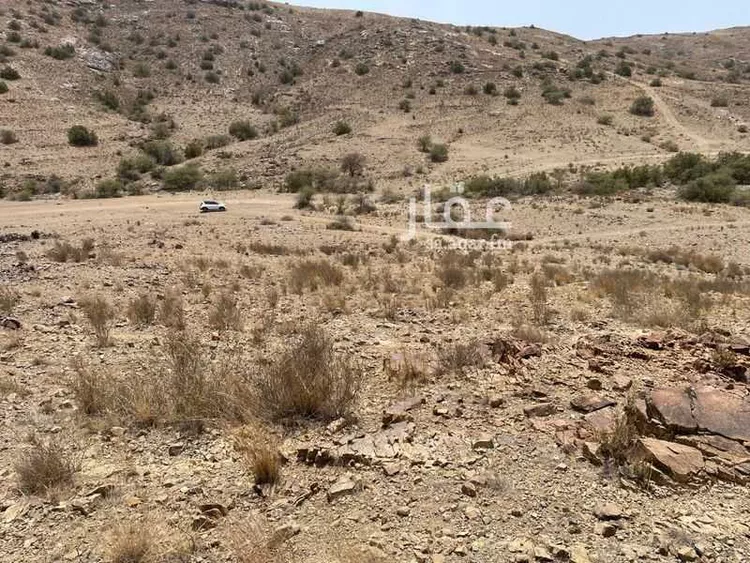 أرض للبيع في شارع بني كبير , حي السروات, مدينة الباحة, منطقة الباحة