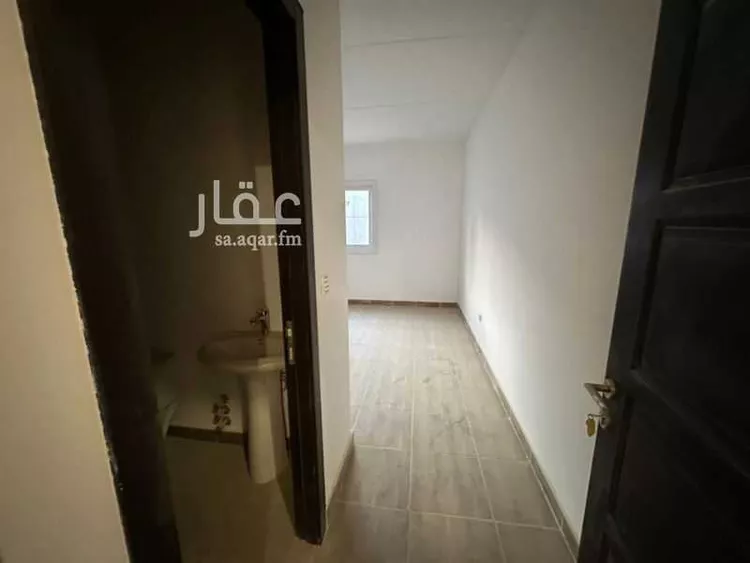 فيلا للإيجار في شارع محمد أمين فودة, حي مطار الملك خالد الدولي, مدينة الرياض, منطقة الرياض صورة 4