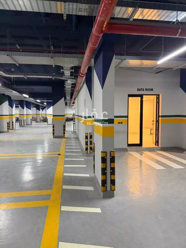 مجمع للإيجار في شارع بكار الثقفي, حي العارض, مدينة الرياض, منطقة الرياض 6