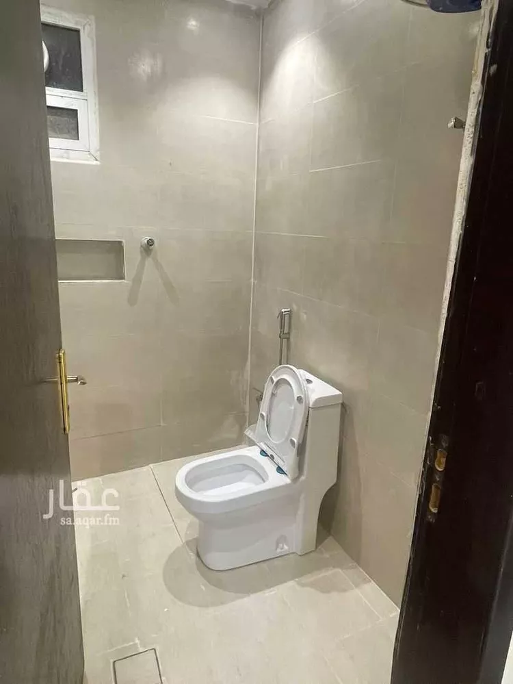 عمارة للإيجار في شارع جبل الأرام, حي ظهرة لبن, مدينة الرياض, منطقة الرياض صورة 2
