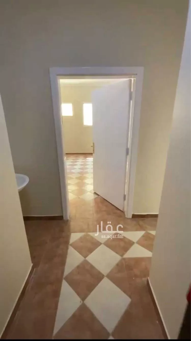 شقة للإيجار في شارع الشيخ عمر بن عبداللطيف بن عبدالرحمن, حي ظهرة البديعة, مدينة الرياض, منطقة الرياض