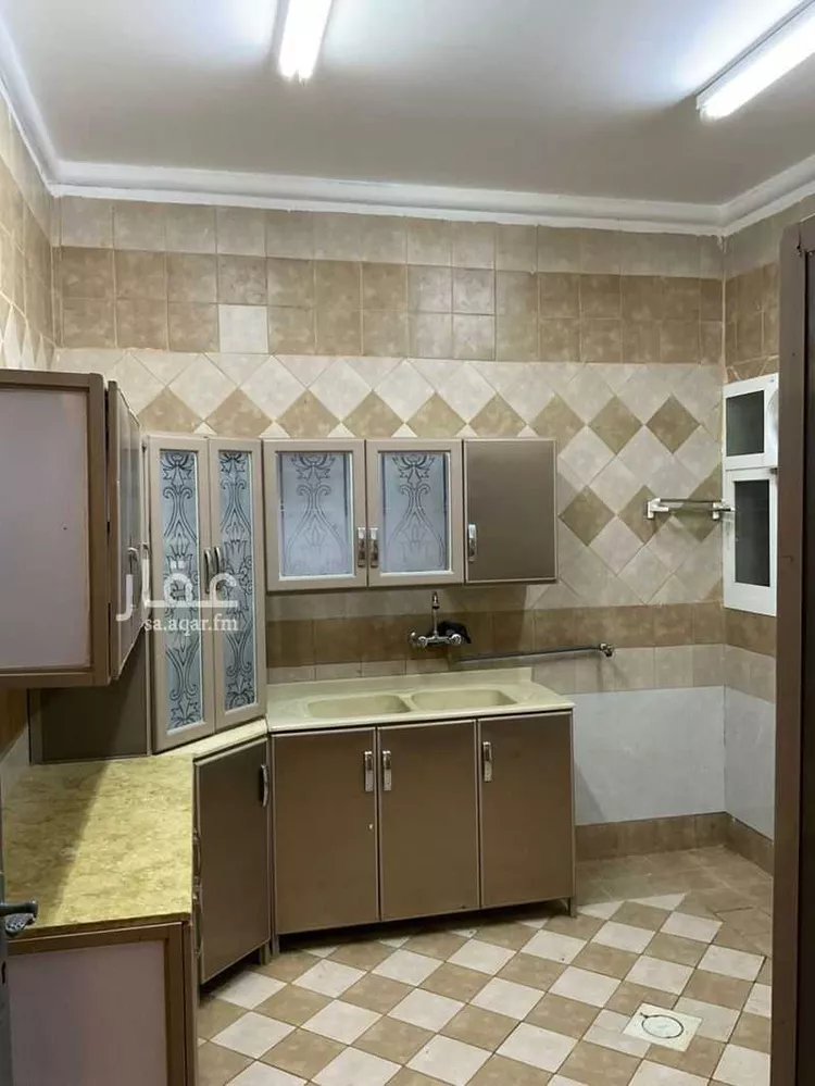 شقة للإيجار في شارع الشيخ عمر بن عبداللطيف بن عبدالرحمن, حي ظهرة البديعة, مدينة الرياض, منطقة الرياض صورة 4