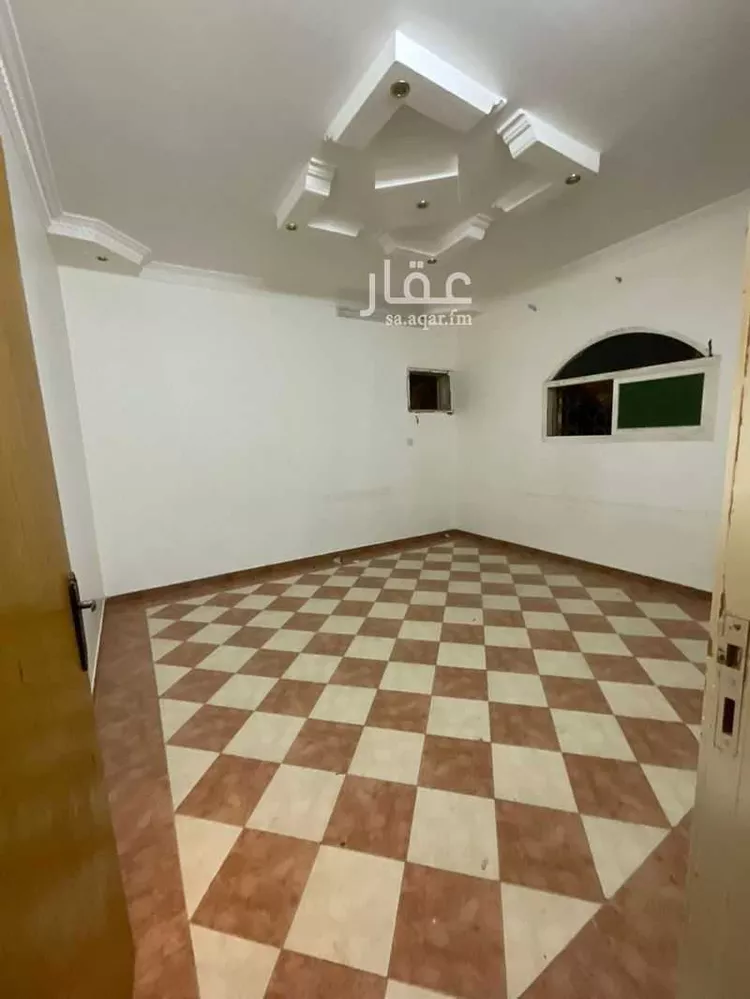 شقة للإيجار في شارع الشيخ عمر بن عبداللطيف بن عبدالرحمن, حي ظهرة البديعة, مدينة الرياض, منطقة الرياض صورة 3