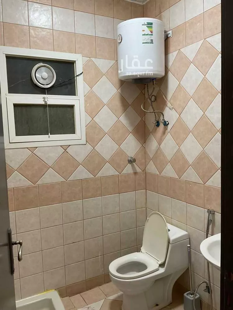 شقة للإيجار في شارع الشيخ عمر بن عبداللطيف بن عبدالرحمن, حي ظهرة البديعة, مدينة الرياض, منطقة الرياض صورة 2