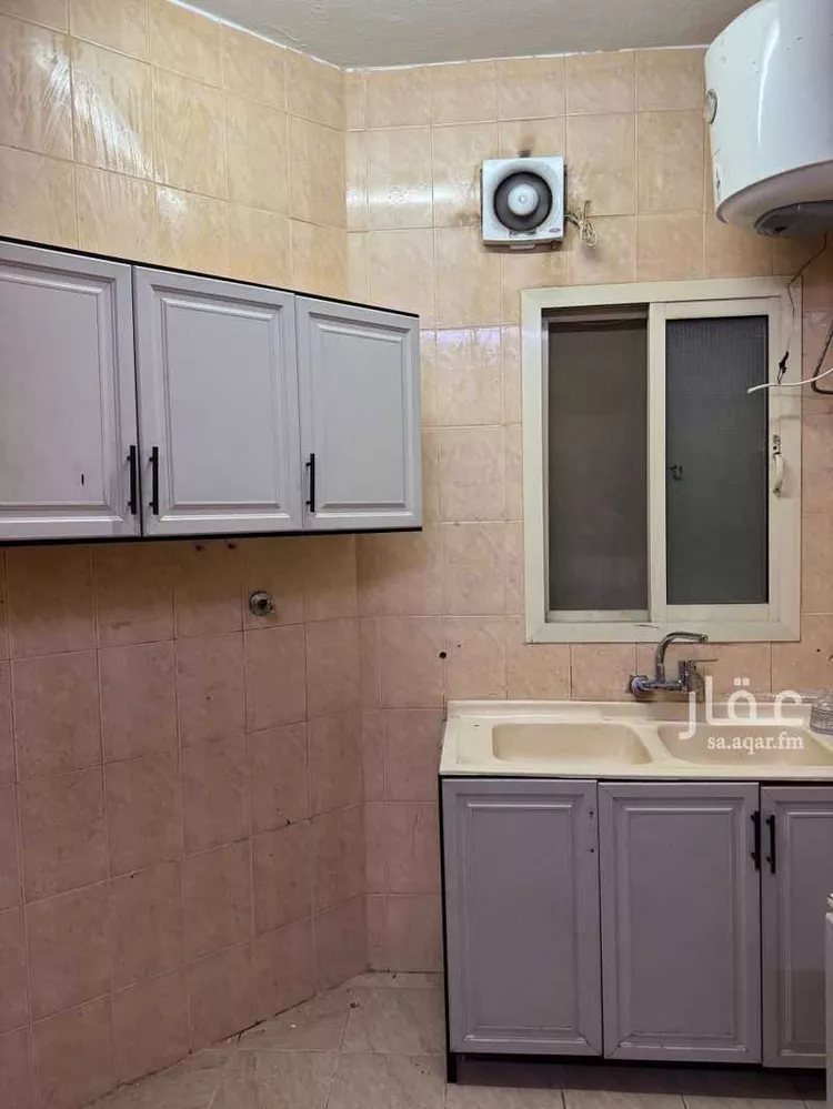 شقة للإيجار في شارع رقم 181 ، حي ظهرة لبن ، الرياض ، منطقة الرياض صورة 2